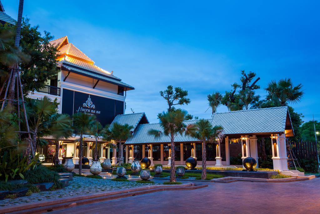 Huernnana Boutique Hotel Phrae Bagian luar foto